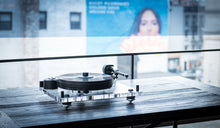 Load image into Gallery viewer, PRO-JECT - 6PerspeX Balanced Turntable

